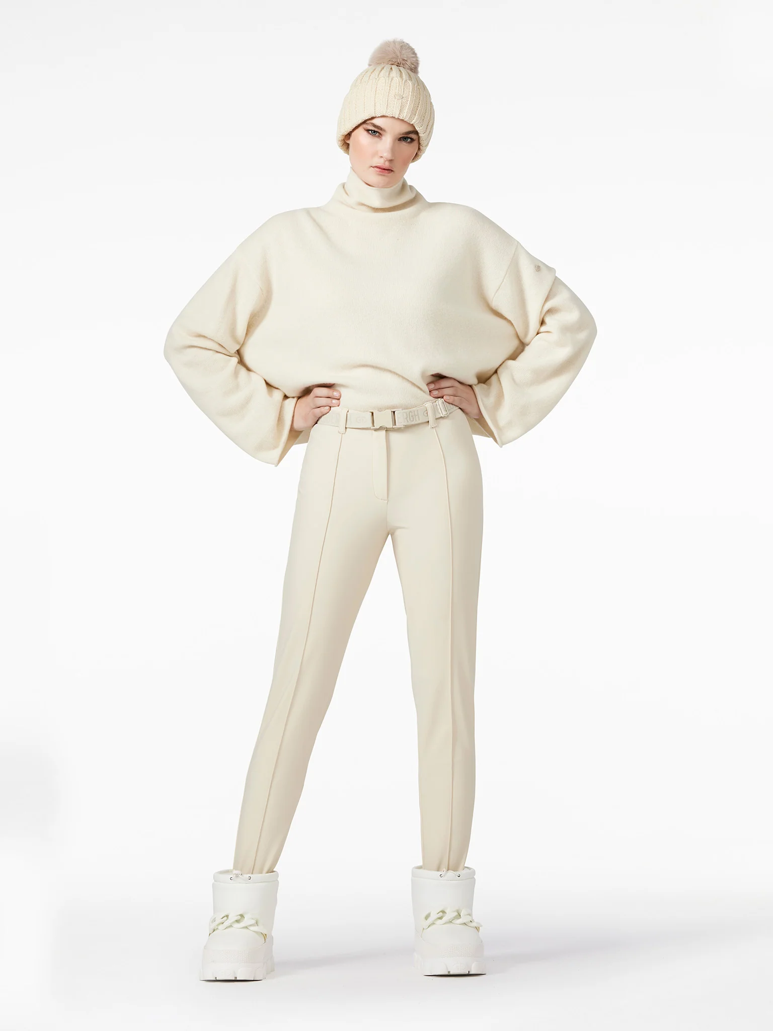 Lourdes Champagne Outfit