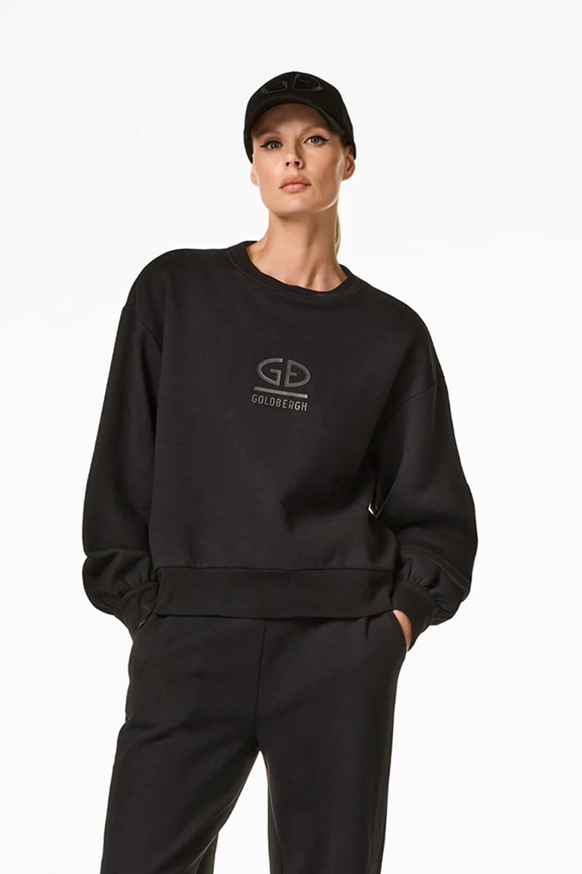 RELAX sweater